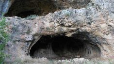 Alacain Mağarası